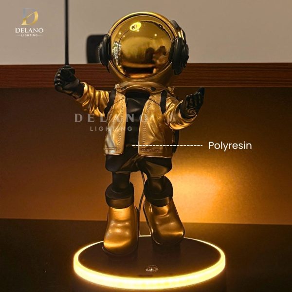 Lampu Meja Modern Astronaut TBL-T-0312 GOLD